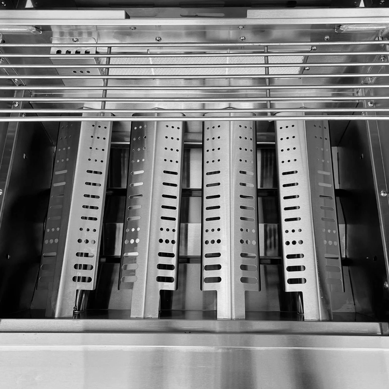 Bull BBQ Black Edition 5-Burner Built-in Outdoor Kitchen with Rotisserie – #304 Stainless Steel - Image 10